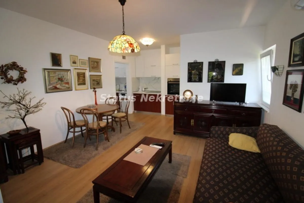 Prodaja, kuća, 145m², Srebrno jezero, Veliko Gradište