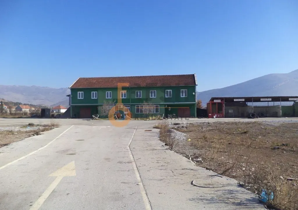 Sale, office space, 400m², Tuzi, Podgorica