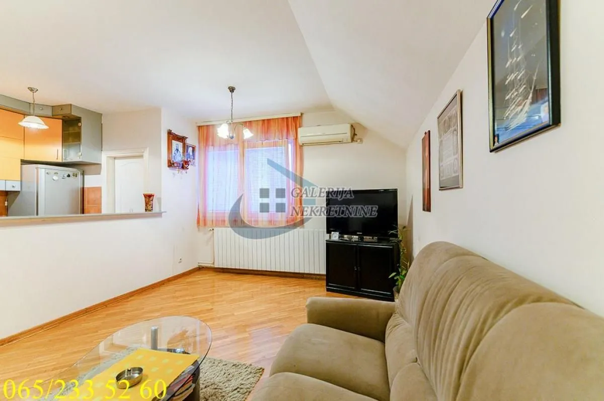 Prodaja, četvorosoban stan, 95m², Brace Jerković, Voždovac Sve Podlokacije