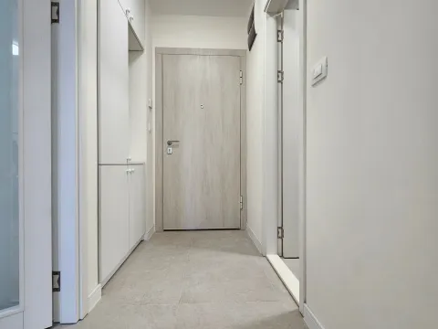 Izdavanje, jednosoban stan, 42m², Pobrežje, Podgorica - image 5