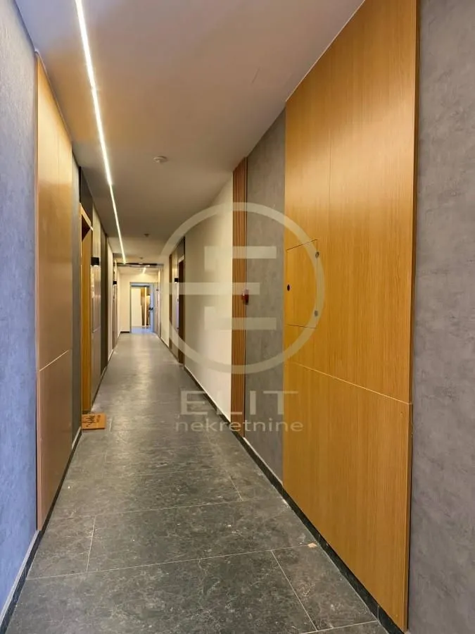 Prodaja, stan, 61m², Bulevar patrijarha Pavla, Novi Sad Sve Podlokacije
