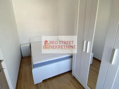 Izdavanje, dvosoban stan, 44m², Đeram Pijaca, Beograd - image 2