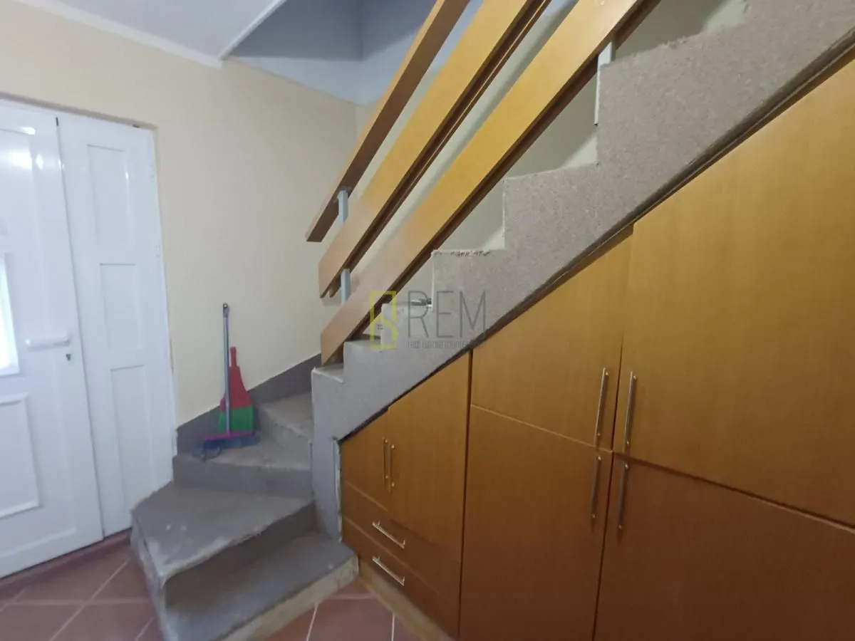 Prodaja, kuća, 120m², Podgorica, Crna Gora