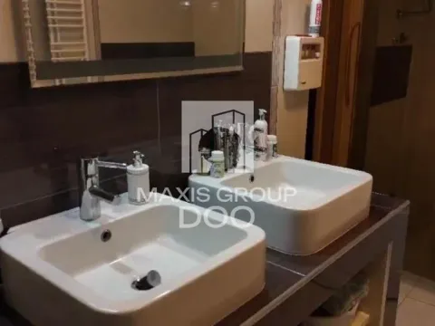 Prodaja, kuća, 384m², Voždovac Sve Podlokacije, Beograd - image 8