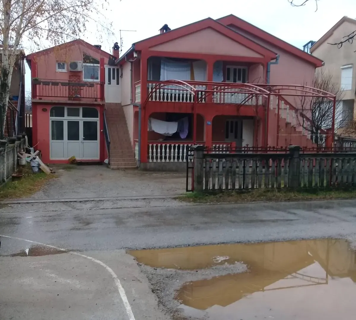 Prodaja, kuća, 324m², Podgorica, Crna Gora