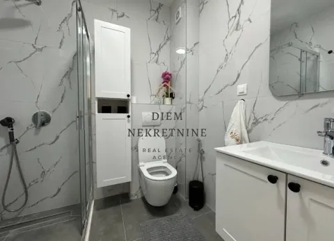 Rent, one bedroom apartment, 45m², Čeluga, Bar - image 5