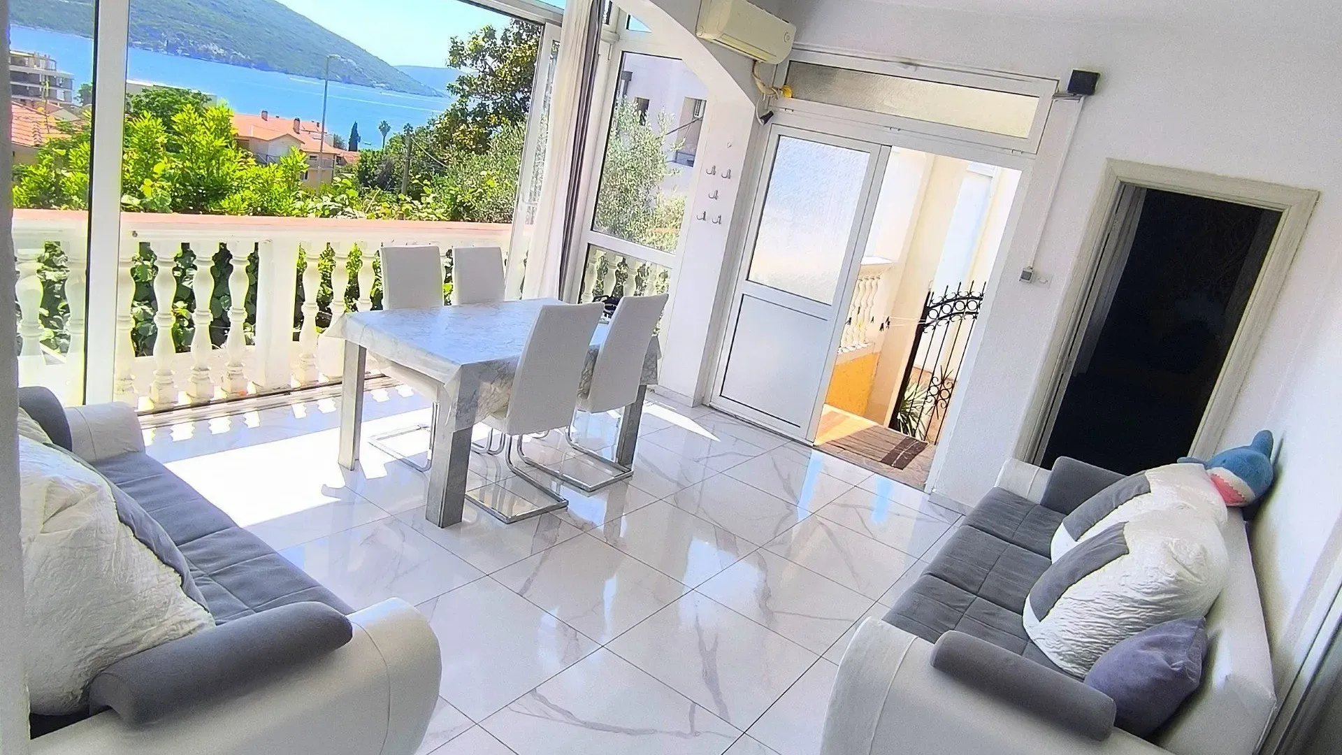 Prodaja, dvosoban stan, 84m², Kumbor, Herceg Novi