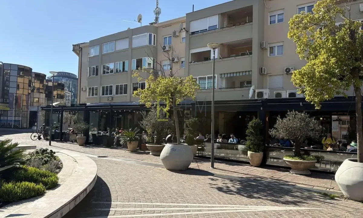 Izdavanje, poslovni prostor, 78m², Preko Morače, Podgorica