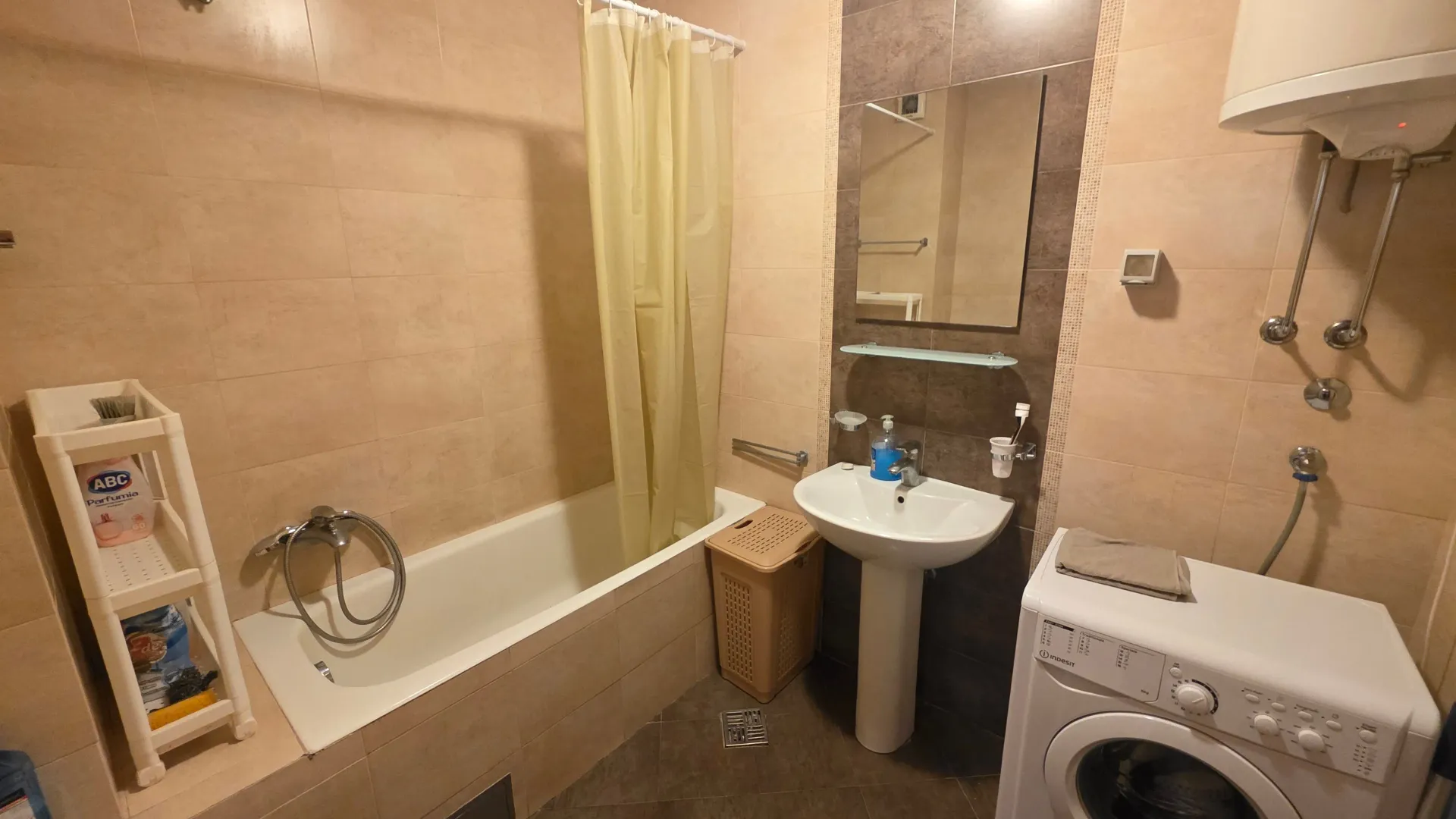 Rent, two bedroom apartment, 70m², Stari Aerodrom, Podgorica