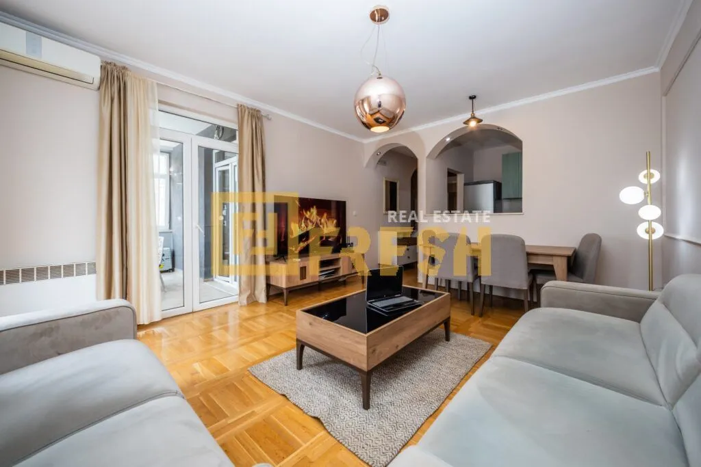 Prodaja, dvosoban stan, 70m², Cetinje, Crna Gora