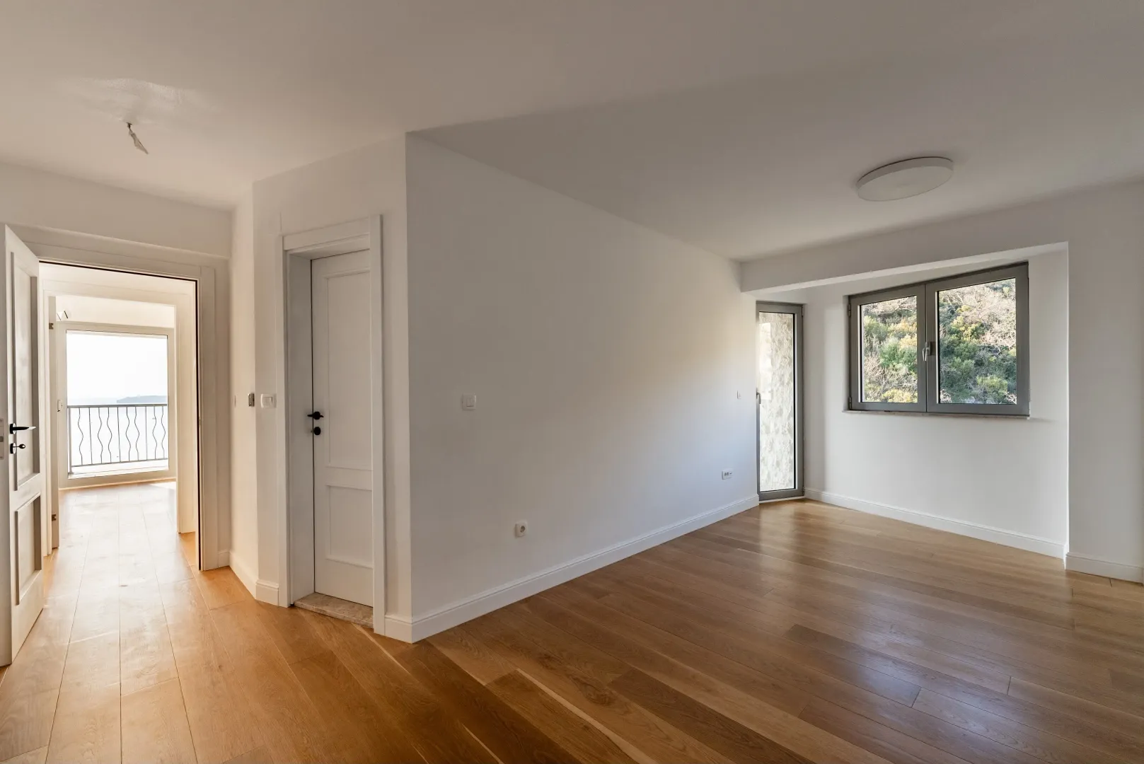 Sale, three bedroom apartment, 160m², Pržno, Budva