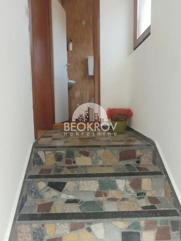 Rent, house, 450m², Vračar Hram, Vračar Sve Podlokacije