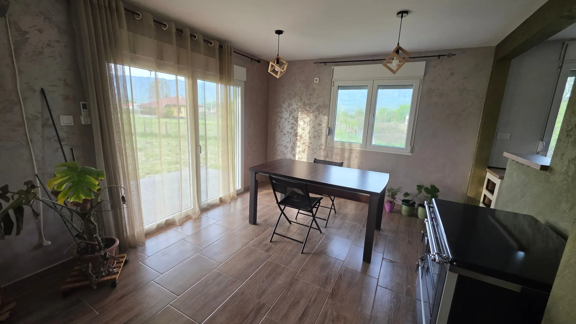 Prodaja, trosoban stan, 118m², Kosić, Danilovgrad