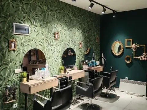 Poslovni prostor in Erdoglija