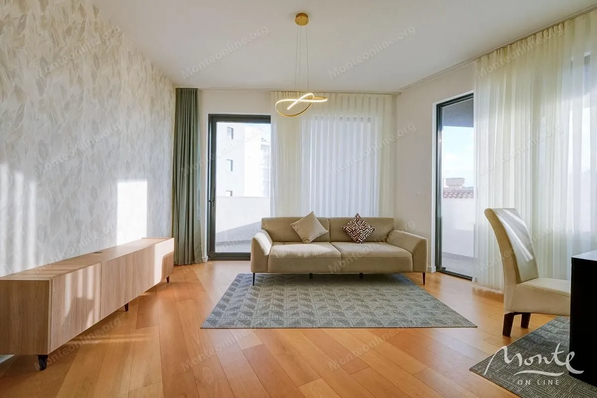 Prodaja, jednosoban stan, 67m², Bečići, Budva