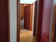 Izdavanje, dvosoban stan, 65m², Blok 9, Podgorica - image 2