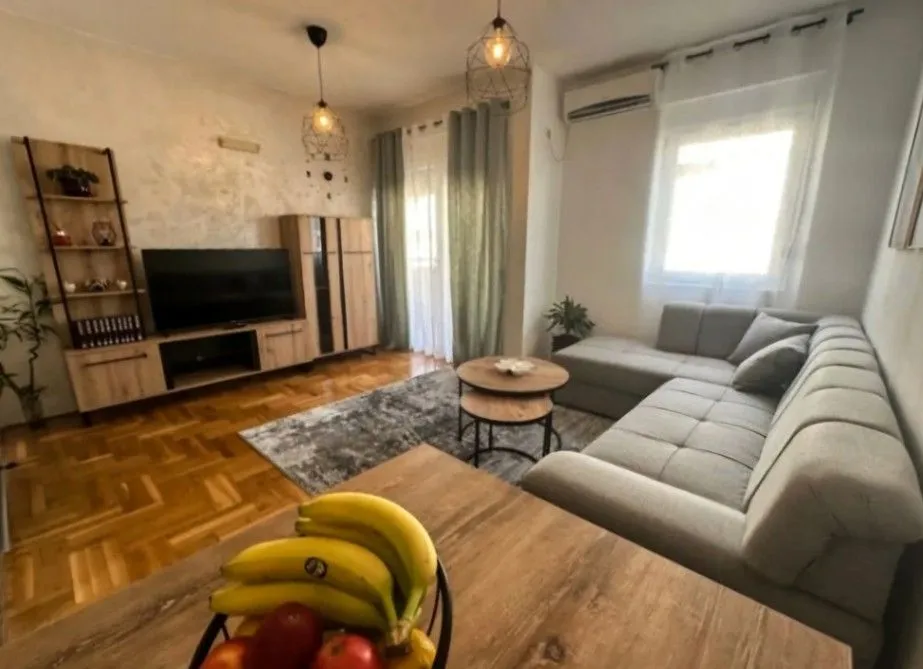 Izdavanje, jednosoban stan, 45m², Zabjelo, Podgorica