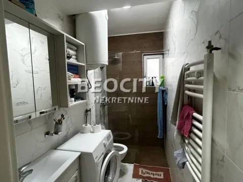 Sale, one bedroom apartment, 35m², Kneževac, Beograd - image 2