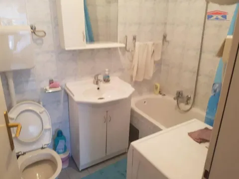 Izdavanje, trosoban stan, 65m², Podbara, Novi Sad Sve Podlokacije - image 12