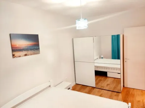 Rent, one bedroom apartment, 42m², Central Point, Podgorica - image 2