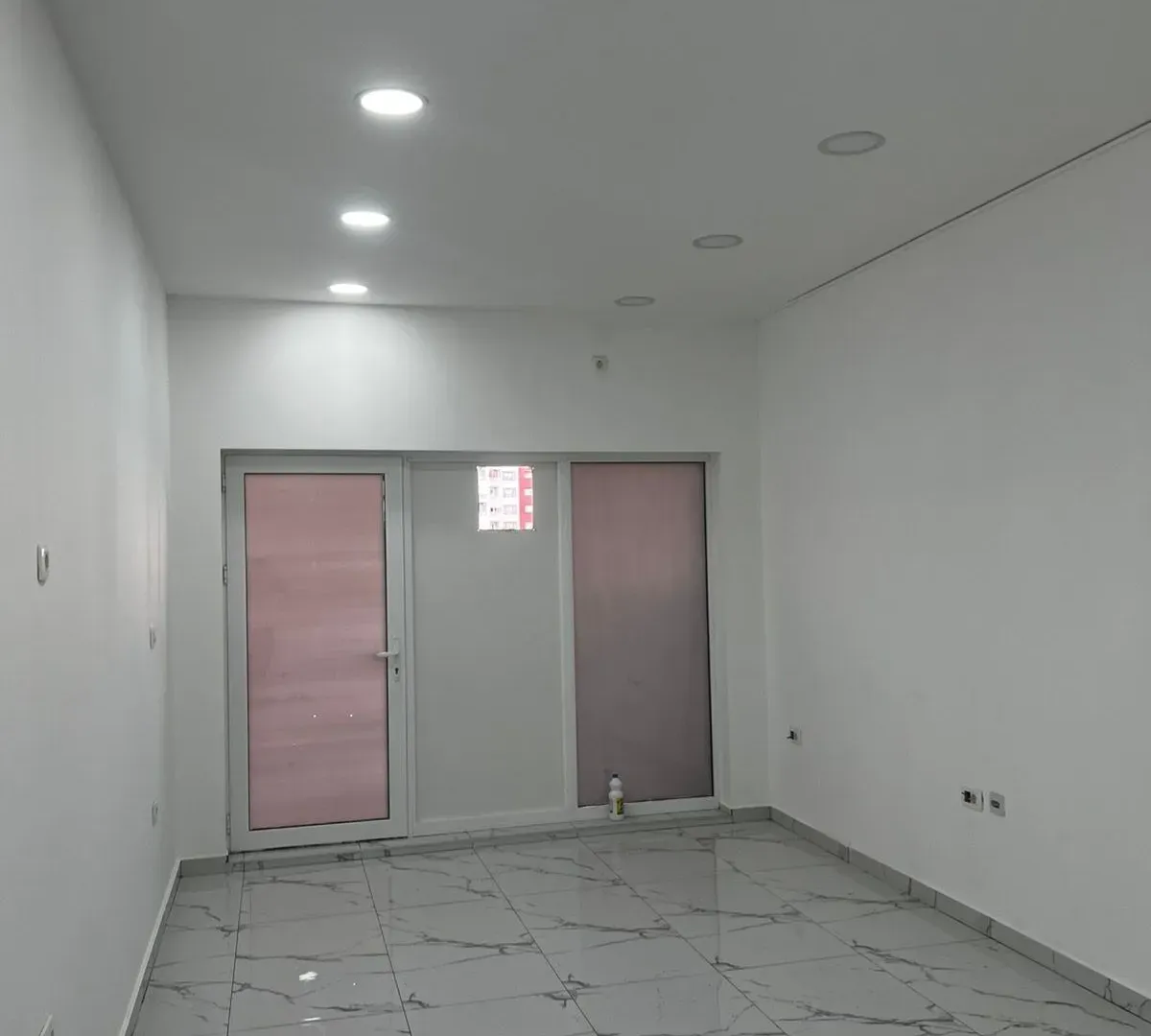 Rent, office space, 96m², Stari Aerodrom, Podgorica