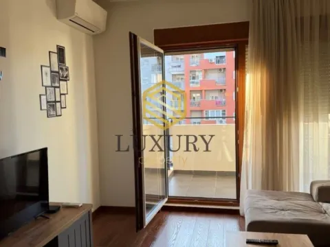 Izdavanje, jednosoban stan, 50m², Master Kvart, Podgorica - image 2