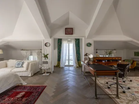 Rent, house, 587m², Dobrota, Kotor - image 15