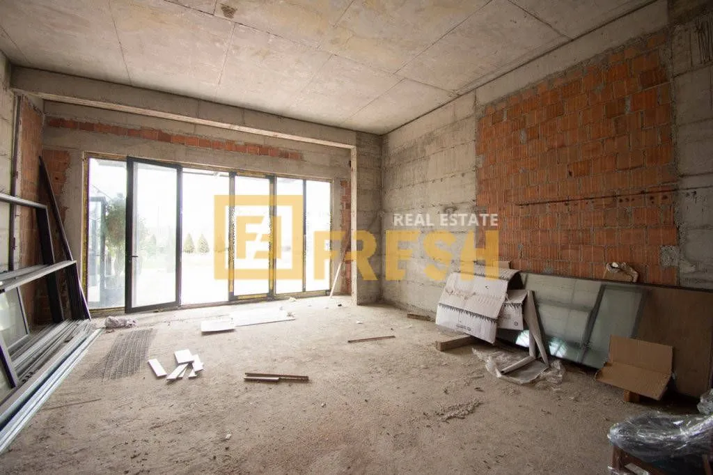 Rent, office space, 110m², Stari Aerodrom, Podgorica