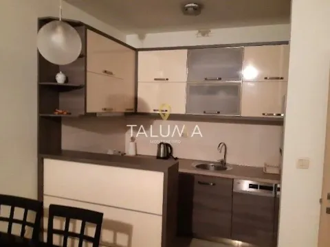 Prodaja, jednosoban stan, 46m², City Kvart, Podgorica - image 2