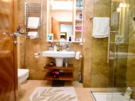 Rent, four bedroom apartment, 140m², Centar, Podgorica - image 11