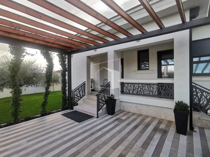 Sale, house, 180m², Podgorica, Crna Gora