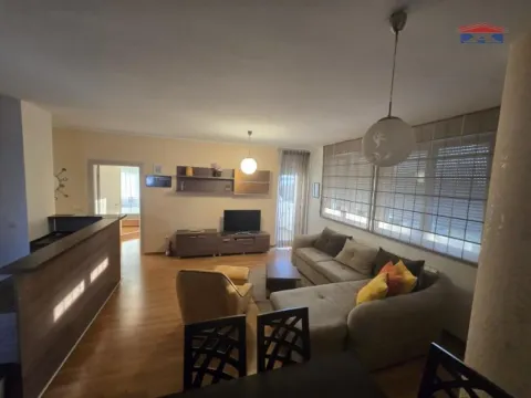 Izdavanje, trosoban stan, 69m², Cara Dušana, Novi Sad Sve Podlokacije - image 5