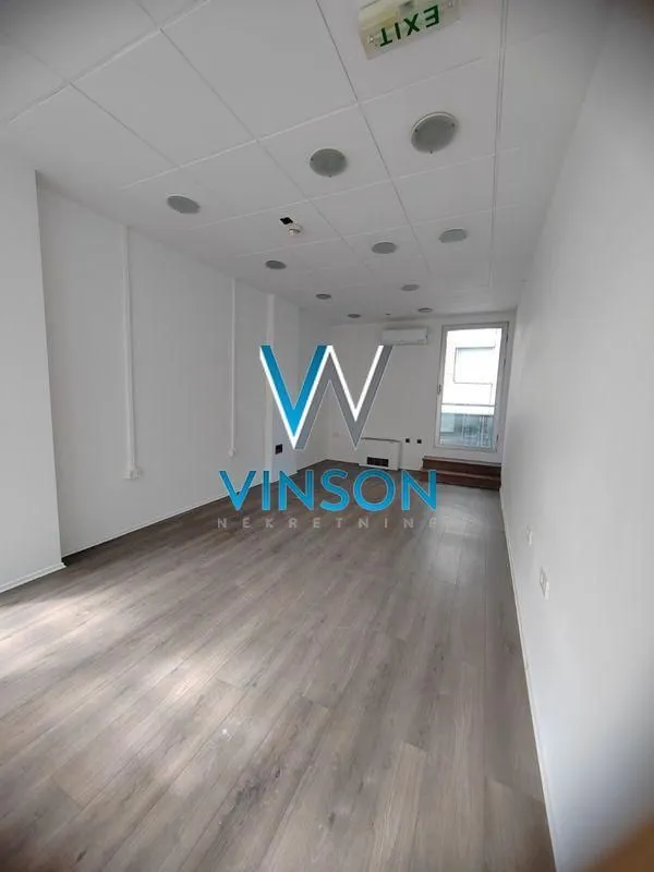 Rent, office space, 352m², Bulevar Oslobodjenja, Novi Sad Sve Podlokacije