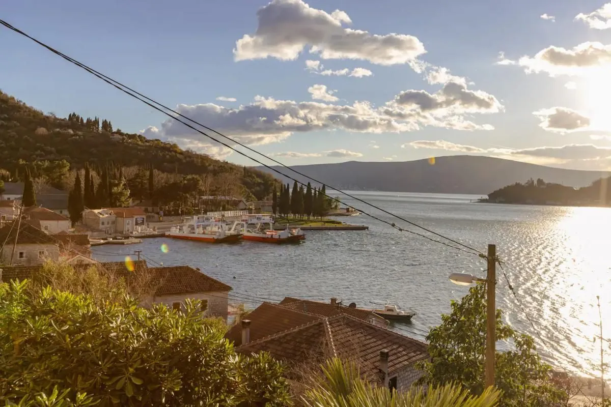 Prodaja, kuća, 70m², Lepetani, Tivat