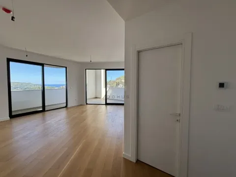Sale, two bedroom apartment, 69m², Bečići, Budva - image 4