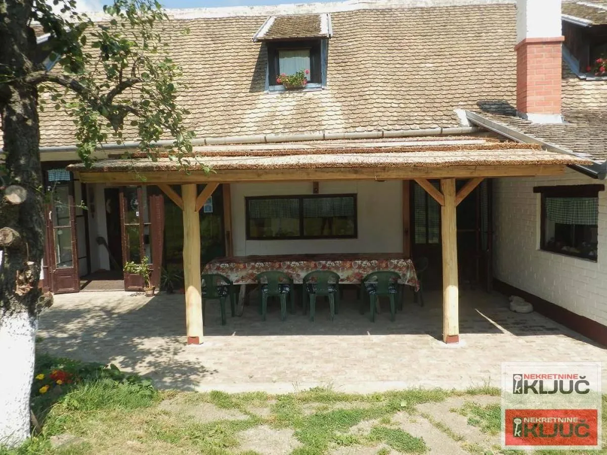Sale, house, 334m², Čerević, Beočin