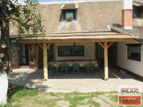 Sale, house, 334m², Beočin, Srbija - image 28