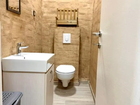Rent, two bedroom apartment, 68m², Blok 9, Podgorica - image 10