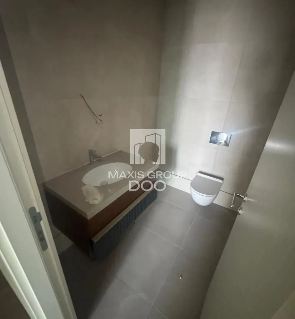 Prodaja, četvorosoban stan, 146m², Savski Venac, Beograd