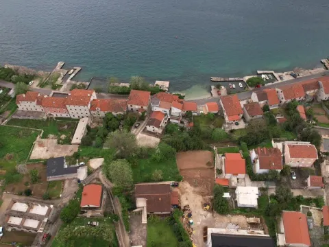 Prodaja, plac, 585m², Prčanj, Kotor - image 9