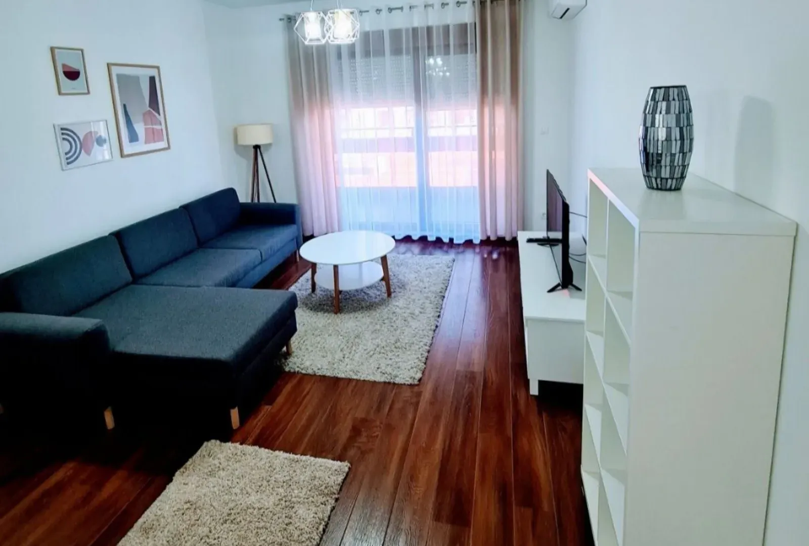 Izdavanje, stan, 50m², City Kvart, Podgorica