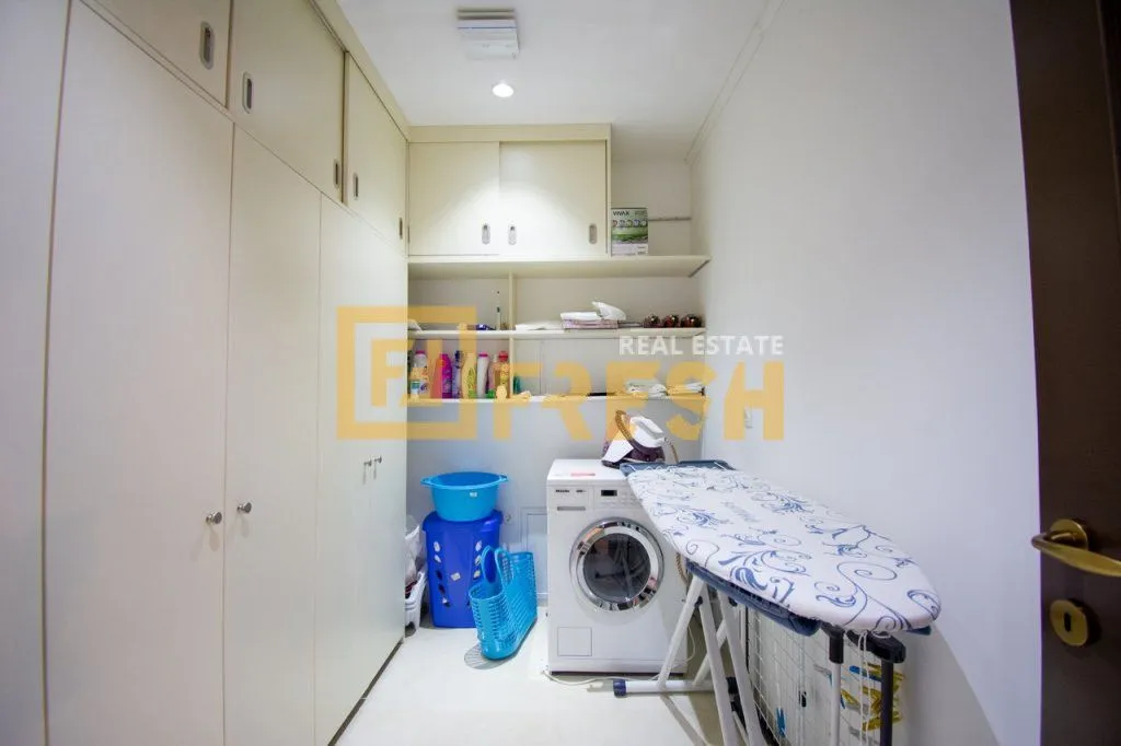 Prodaja, kuća, 371m², Tivat, Crna Gora