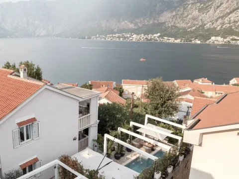 Prodaja, kuća, 181m², Prčanj, Kotor - image 9