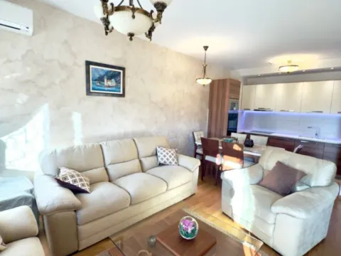 Izdavanje, dvosoban stan, 64m², City Kvart, Podgorica - image 5