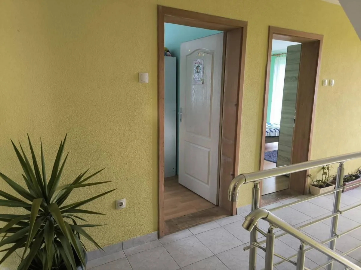 Prodaja, kuća, 194m², Ribare, Jagodina