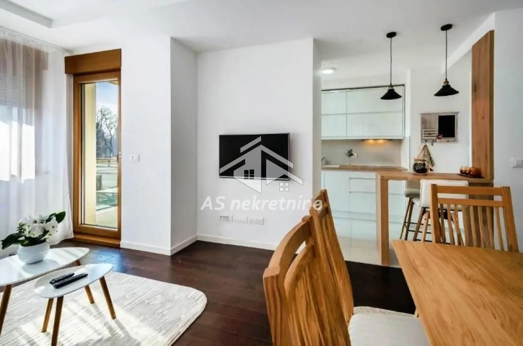 Rent, three bedroom apartment, 60m², Novi Beograd Blok 67, Novi Beograd Sve Podlokacije