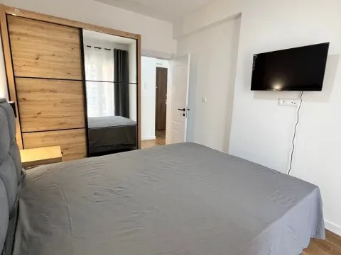 Rent, one bedroom apartment, 46m², Stari Aerodrom, Podgorica - image 9