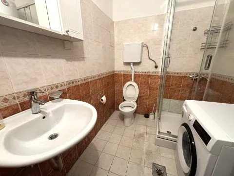 Rent, two bedroom apartment, 65m², Centar, Podgorica - image 9