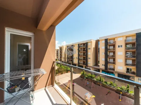 Sale, two bedroom apartment, 72m², New City, Podgorica - image 12