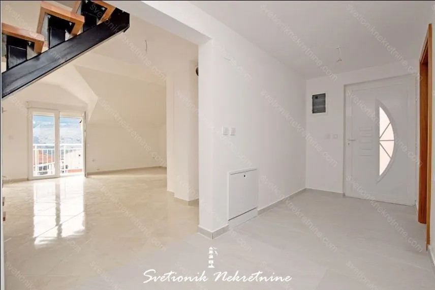 Prodaja, trosoban stan, 115m², Igalo, Herceg Novi